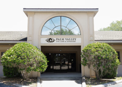 Palm Valley Eye